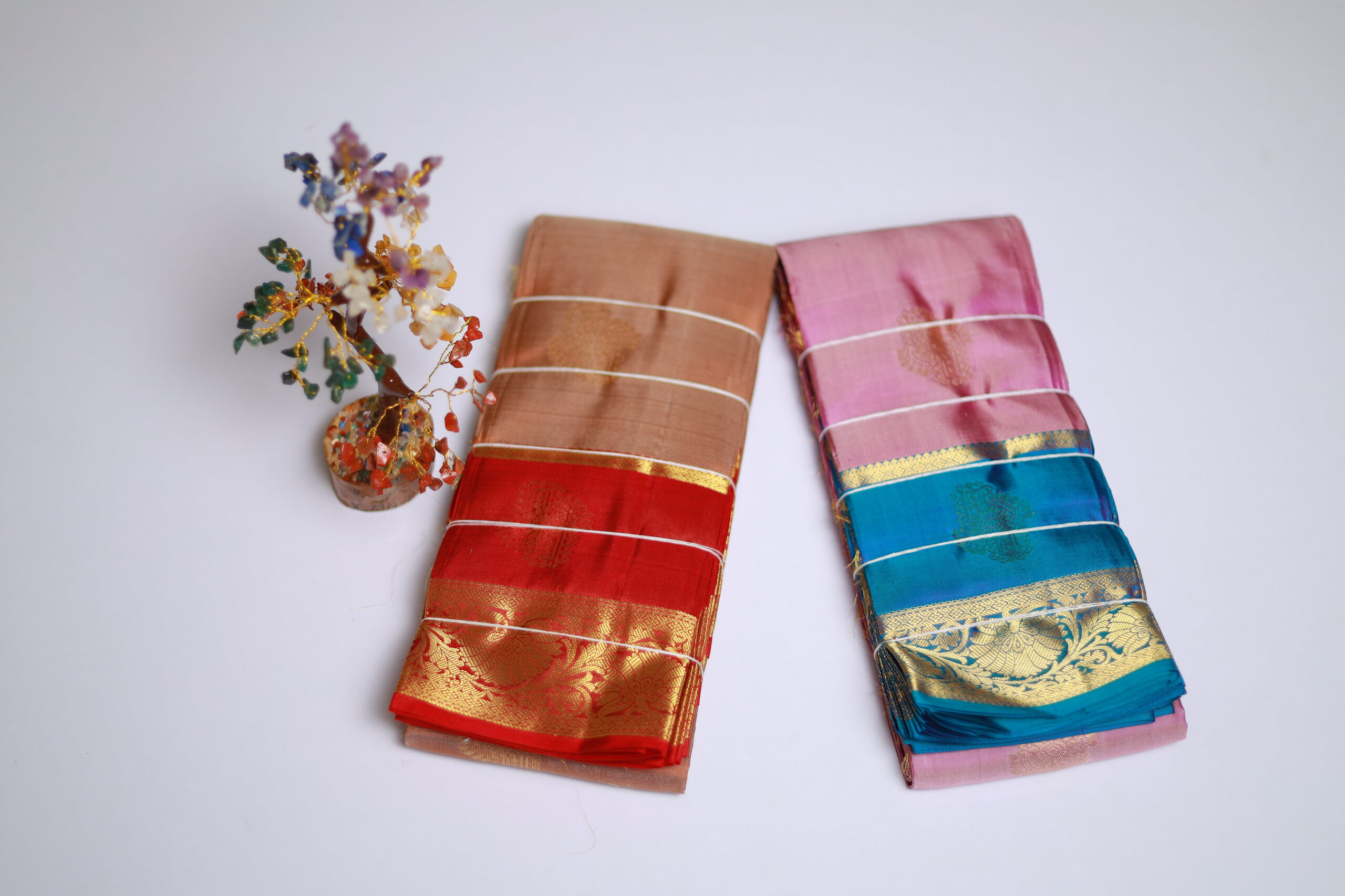 Double Shade Elegent Silk Sarees with golden Border